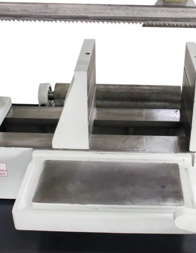 TGK-14 Maquina Sierra Cinta Doble Columna
