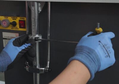 Dobladora de Lámina Magnética 48” Calibre 16 EB-4816B | 6 Toneladas | 220V Monofásica - Dobladoras de Lámina Industriales